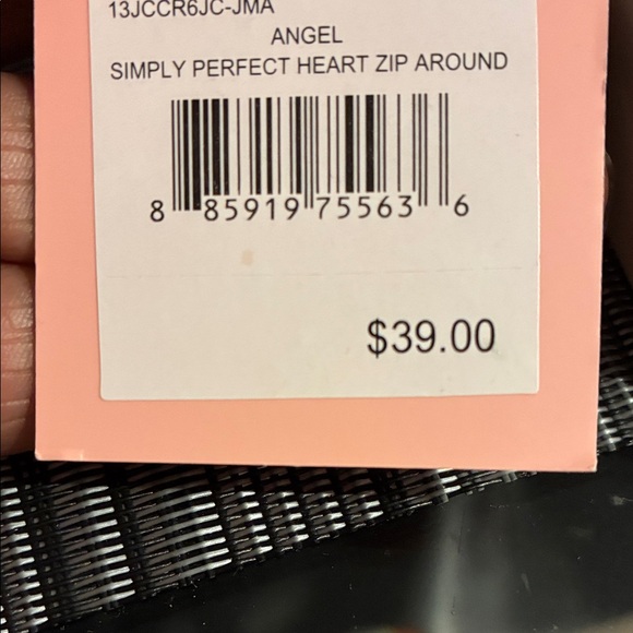 Juicy Couture Beige Heart Wristlet with Gold Accent - Picture 4 of 5